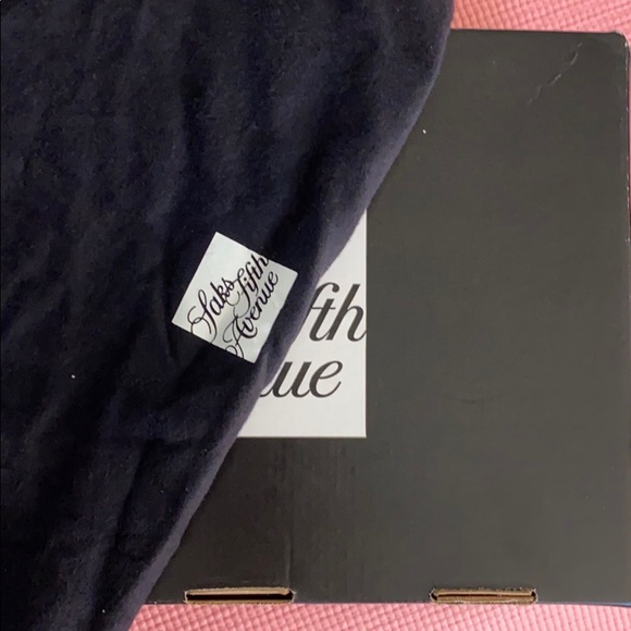 Christian Louboutin Patent Peeptoe Pump 👠 - Picture 6 of 6